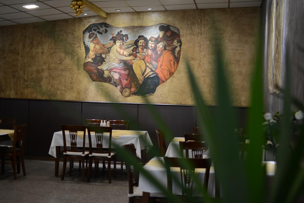 Hotel Afrodita プロヴディフ エクステリア 写真